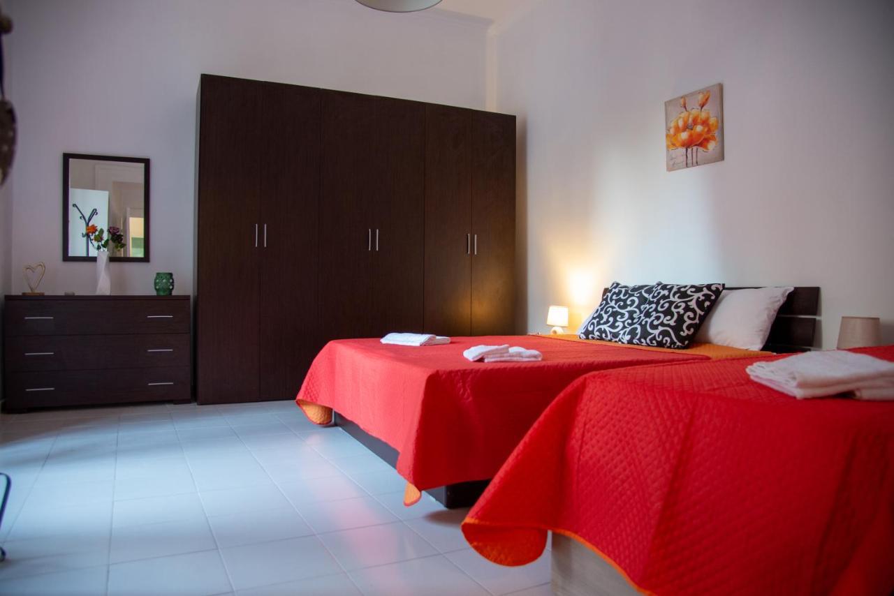 Ferienwohnung Domus Anticaglia By Domusextra Neapel Exterior foto